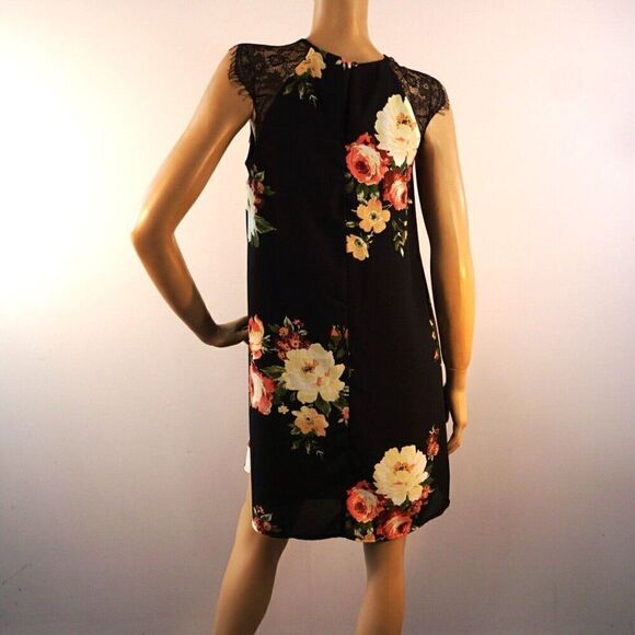 Bobeau Black Floral Shift Dress Womens Sz S Laced Shoulders Inverted Pleat Front - Picture 6 of 11